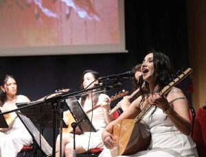 “Kadın Bayana Türküler Konseri” büyük beğeni topladı