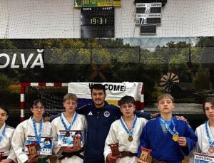 Kağıtspor’un başarısı her geçen gün katlanarak artıyor; “Kağıtspor mükemmeller yaratıyor”