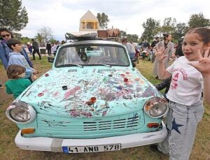 Karşıyaka’yı bayram coşkusu sardı!