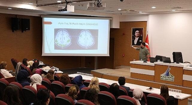 Kartepe Belediyesi İşçisine “Sağlıklı Hayat Akademisi” Semineri