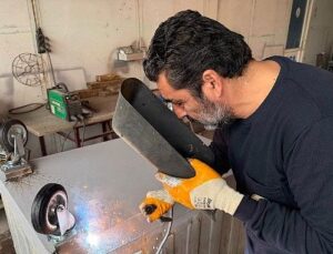 Kartepe’de Çöp Konteynerlerine Yeni Görünüm