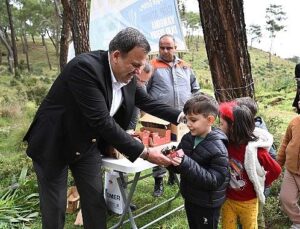 Kemer’de fidan dikim aktifliği