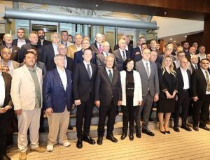 Kuru meyve ihracatçılarında Yusuf Gabay seçimi kazandı