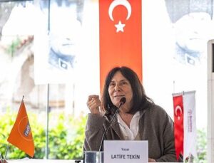Latife Tekin Bornova’da gençlerle buluştu: “Sizin dünyanızı çok merak ediyorum”