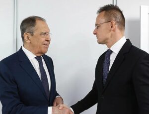 Leaked call shows Szijjártó discussing EU sanctions removal with Russia’s Lavrov