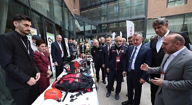 Lider Büyükakın, 81 vilayetten itfaiye erleri ile bir ortaya geldi