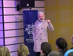 Lider Çerçioğlu Didim ve Nazilli’de Vatandaşları Tiyatroyla Buluşturdu