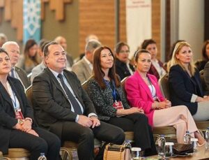 Mesir’in Şifa Mirası Bilimle Buluştu: Manisa’da Fitoterapi Günleri Başladı