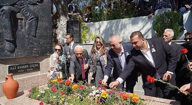 Sanatçı Ali Ekber Çiçek Edremit’te anıldı