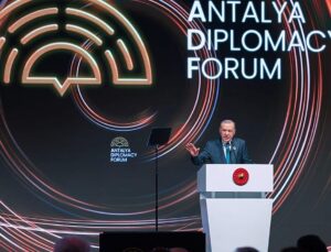 Turkey rallies global middle powers in Antalya amid Hormuz crisis