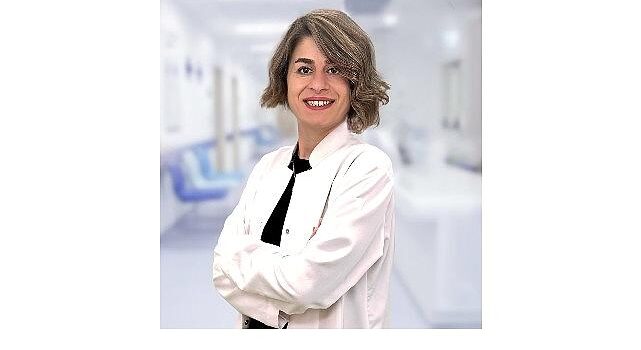 V-NOTES Formülüyle Ameliyat İzsiz, Dikişsiz, Kesisiz Yapılıyor