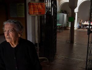 Andalusia campaign ends after final stretch marked by messages and controversy