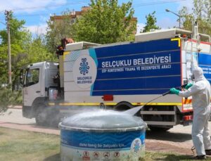 Bayram Öncesi İzmir’in Parklarında Yoğun Bakım Mesaisi