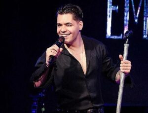 Buyruk Can İğrek’ten Konserde Sürpriz