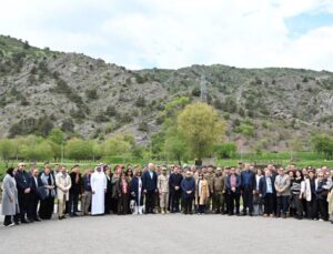 Diplomats survey Karabakh reconstruction as peace settles in