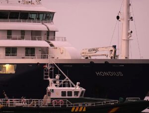 Hantavirus cruise ship arrives in Spain’s Canary Islands