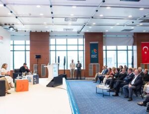 Kentlerin Yeni Yol Haritası Sağlıklı Kentler Forumu’nda Çizildi