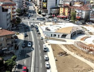 Kocaeli Çayırova’daki kavşakta Büyükşehir İmzası