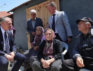 Lider Büyükakın ile İzmit’in köylerinde sımsıcak manzaralar