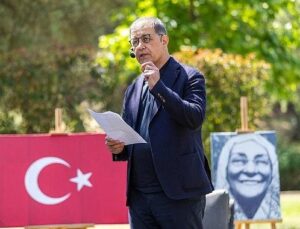 Lider Tugay’dan Anneler Günü’nde duygulandıran sürpriz