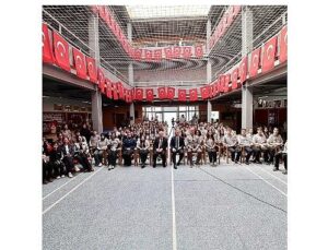 Liseli öğrenciler sordu, Lider Büyükakın cevapladı