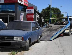 Manisa’da Sokaklar Atıl ve Hurda Araçlardan Temizleniyor