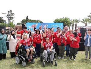 Menderes’in Manisiz Festival’inde Birinci Gün Coşkusu