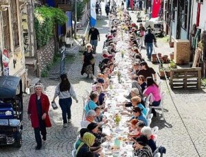 Mudanya’da Anneler Günü buluşması