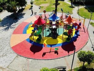 Narlıdere’de Oyun Parkı Yerleri Yenileniyor