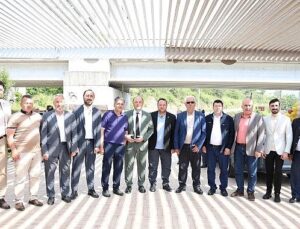 “Nehir Cafe Kahve Evim” Geyve’de Hizmete Açıldı