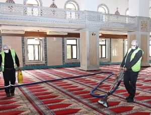 Nilüfer’in ibadethanelerinde bahar paklığı