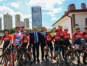 Pedallar Hareketli Yaşam İçin Çevrildi