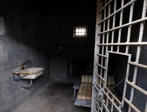 Russia’s prison population falls by 40%, partly by sending convicts to fight in Ukraine