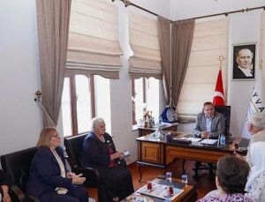 Srebrenitsa Anneleri Ayvalık’ta: “Acımızı unutmadık, unutturmayacağız”