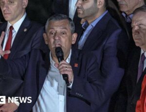 Turkish opposition fights court ousting of leaders in ruling boosting Erdogan
