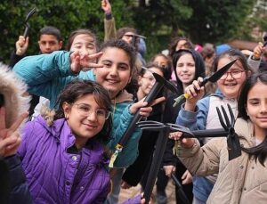 Üsküdar’da Cet Tohumu Toprakla Buluştu: Miniklerden Geleceğe Yeşil Adım