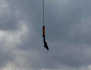 21-year-old woman dies after being launched off bridge without safety rope