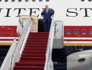 ‘A flying White House’: President Trump unveils the new Air Force One