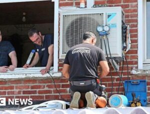 Air conditioning creates political divide as France records hottest day