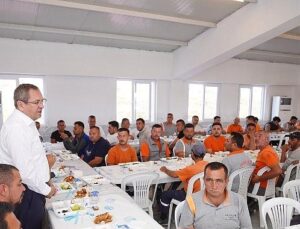 Ayvalık Belediye Başkanı Mesut Ergin: “Temiz bir kent, yalnızca belediyenin değil, hepimizin ortak emeğiyle mümkün”