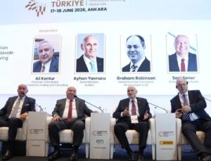 Bakan Uraloğlu, İnşaat Zirvesi Türkiye 2026’da Sektör Temsilcileriyle Buluştu