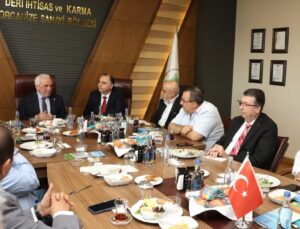 Başkan Şadi Özdemir sanayicilerle buluştu