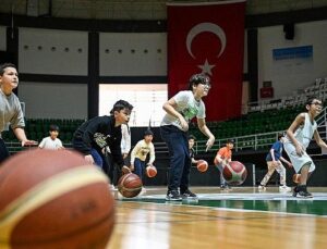 Bornova’da spor dolu bir yaz