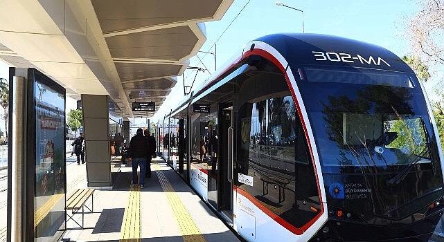 Büyükşehir’den LGS ve YKS adaylarına fiyatsız ulaşım takviyesi