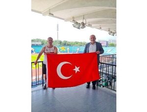 Canikli Atlet Ali Topaloğlu Üst Üste Dünya Şampiyonu