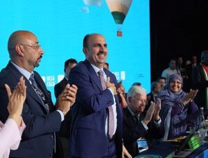 Cumhurbaşkanı Erdoğan Dünya Belediyeler Birliği Başkanlığı İçin Lider Altay’ı Telefonla Tebrik Etti Lider Altay: “Sayın Cumhurbaşkanımızın Mahallî İdareler ve Dış Siyasetteki Vizyonunu UCLG’de Sürdüreceğiz”