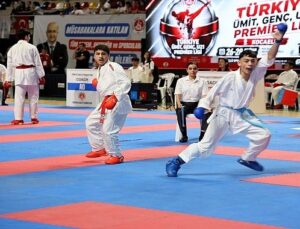 Dev karate tertibi Kocaeli’de başladı