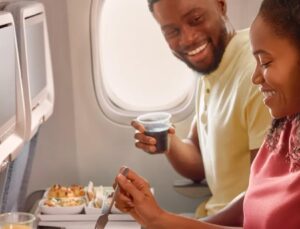 Emirates, Uçak İçinde Kullanılan 88 Ton Plastiği Yeniden Dönüştürdü