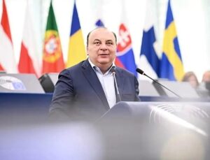 European Parliament lifts immunity of Italian MEP embroiled in Huawei corruption scandal