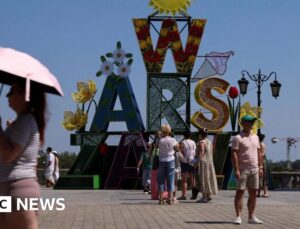 Europe’s heatwave linked to 1,300 deaths, WHO says, as Germany hits record 41.7C